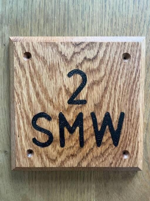 2 Smw Apartment Пийбълс Екстериор снимка