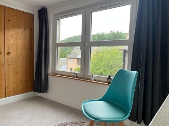 2 Smw Apartment Пийбълс Екстериор снимка