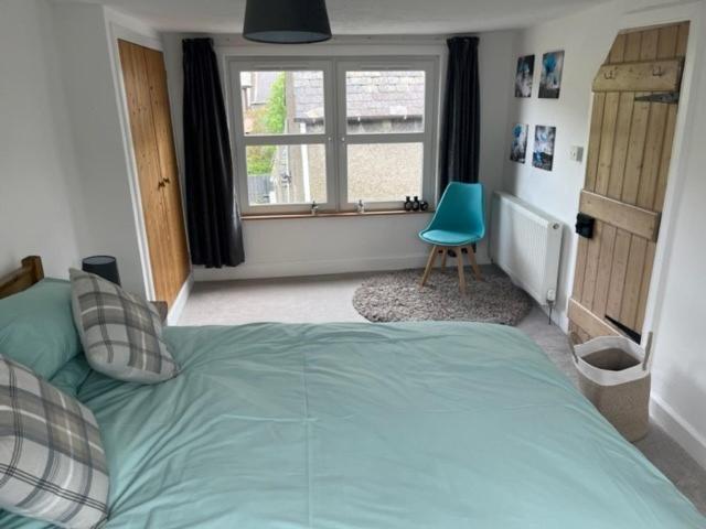 2 Smw Apartment Пийбълс Екстериор снимка